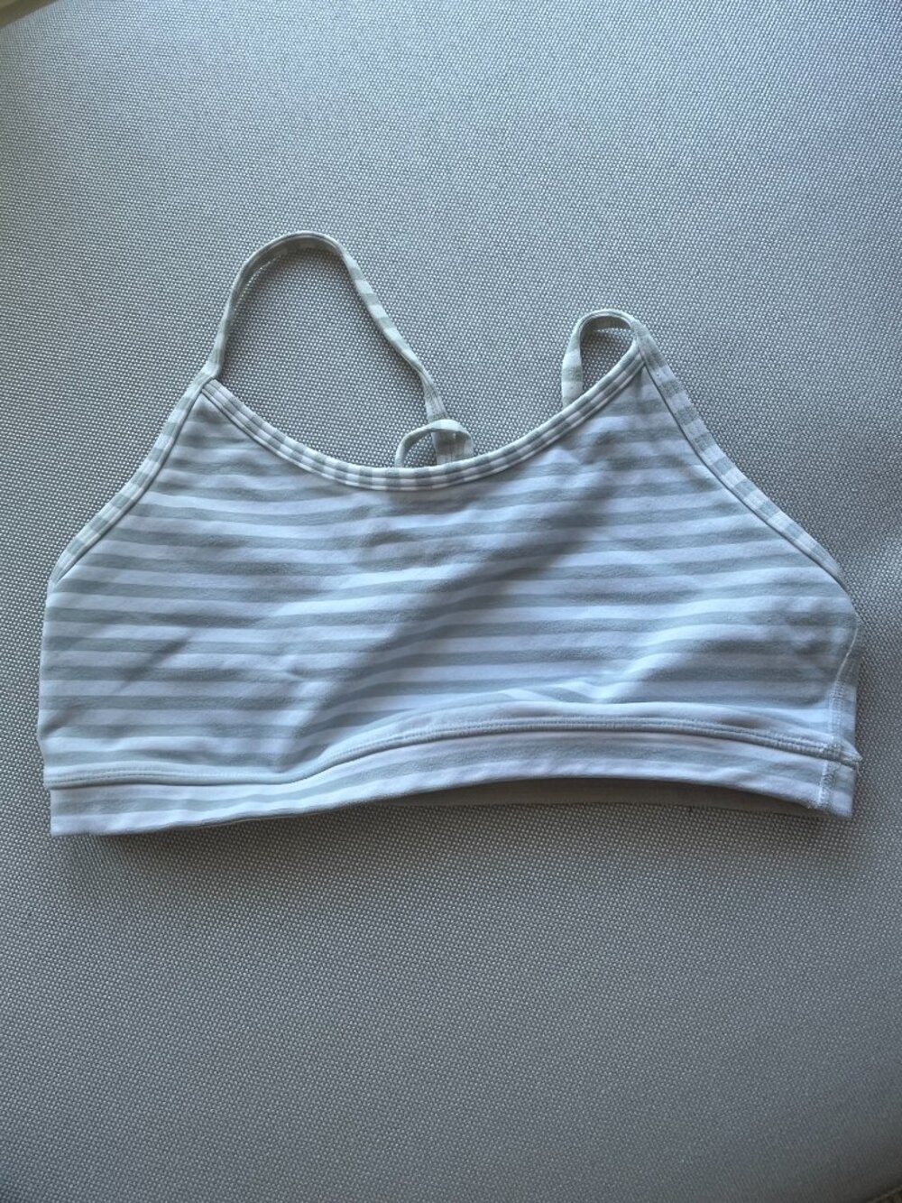 Size 6 Lululemon Flo Y Bra B/C Cup